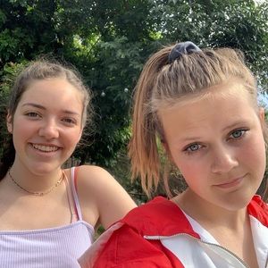 Meet your Posher, Jordyn and Tiera